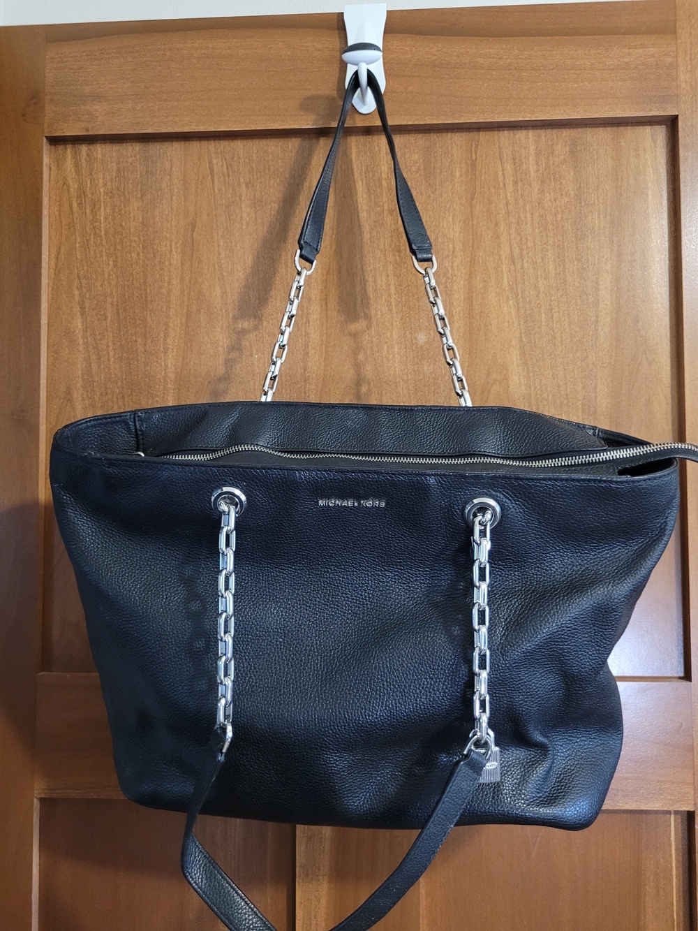 MICHAEL Michael Kors Mercer Chain-Link Leather Tote Bag - Picture 10 of 16